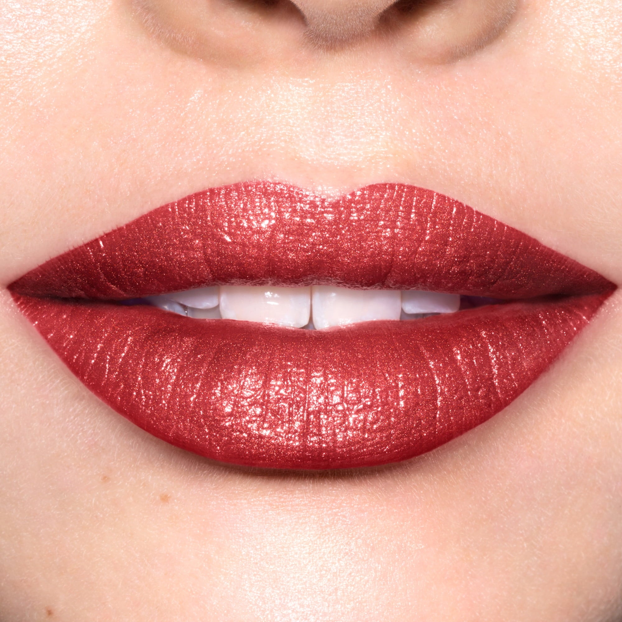 Revlon Super Lustrous Lipstick with Vitamin E and Avocado Oil, Ruby Attitude, 0.15 oz