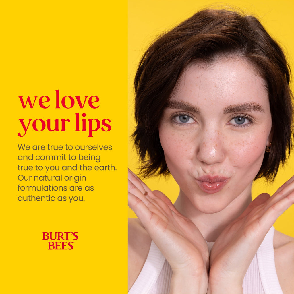 Burt's Bees Green Apple Moisturizing Lip Balm, 100% Natural Origin, Mother's Day Gift, 1 Tube, 0.15 oz